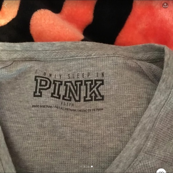 Victoria’s Secret I sleep in pink pajamas - Picture 4 of 4